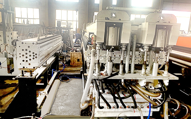 锦州中空板生产线厂家